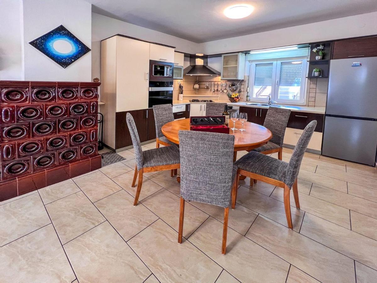ביוגראד נה מורו Apartman Zara מראה חיצוני תמונה