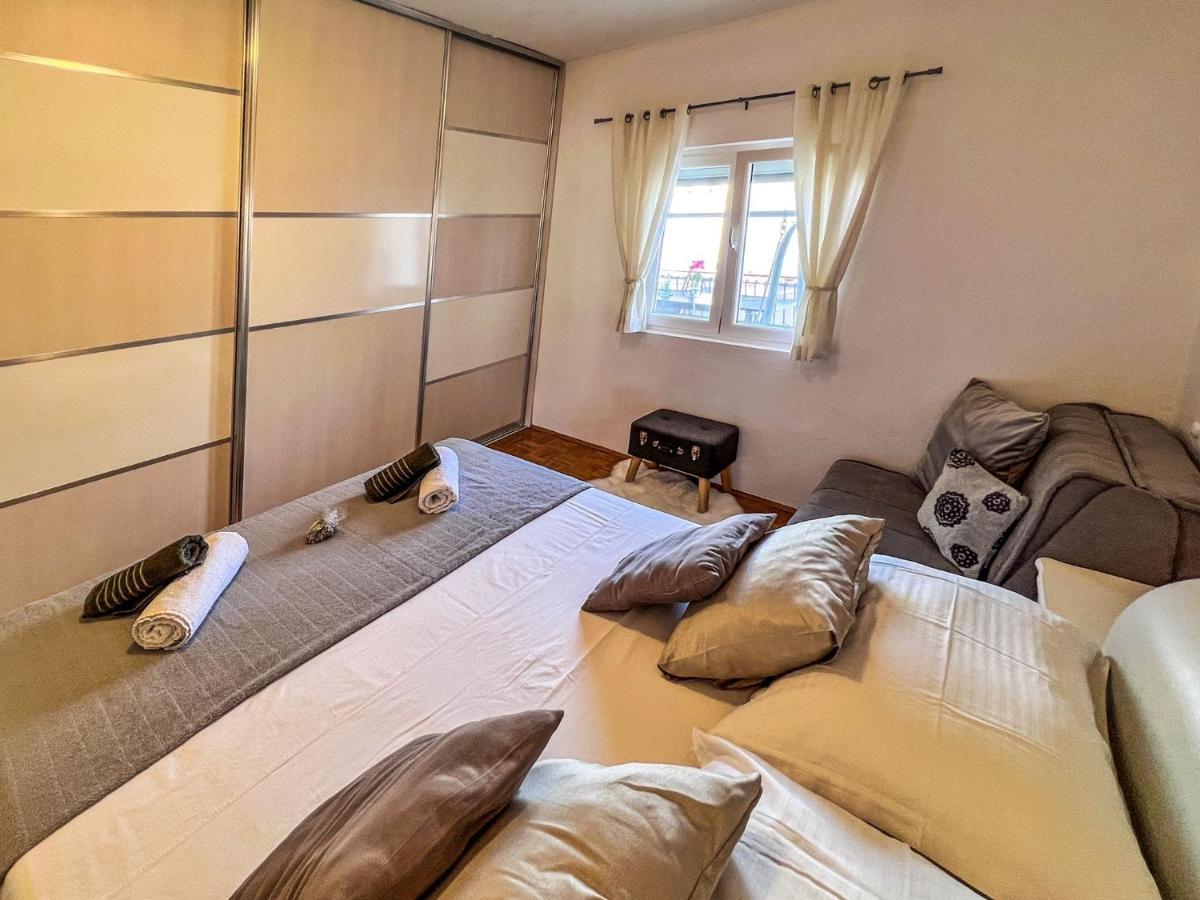ביוגראד נה מורו Apartman Zara מראה חיצוני תמונה