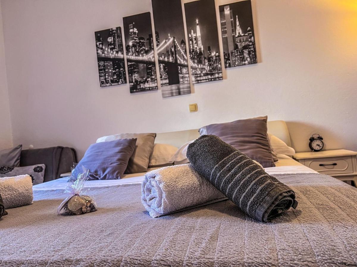 ביוגראד נה מורו Apartman Zara מראה חיצוני תמונה